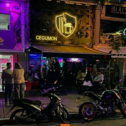 Letrero Publicitario Neón Premium | Más miradas, más ventas 💸
